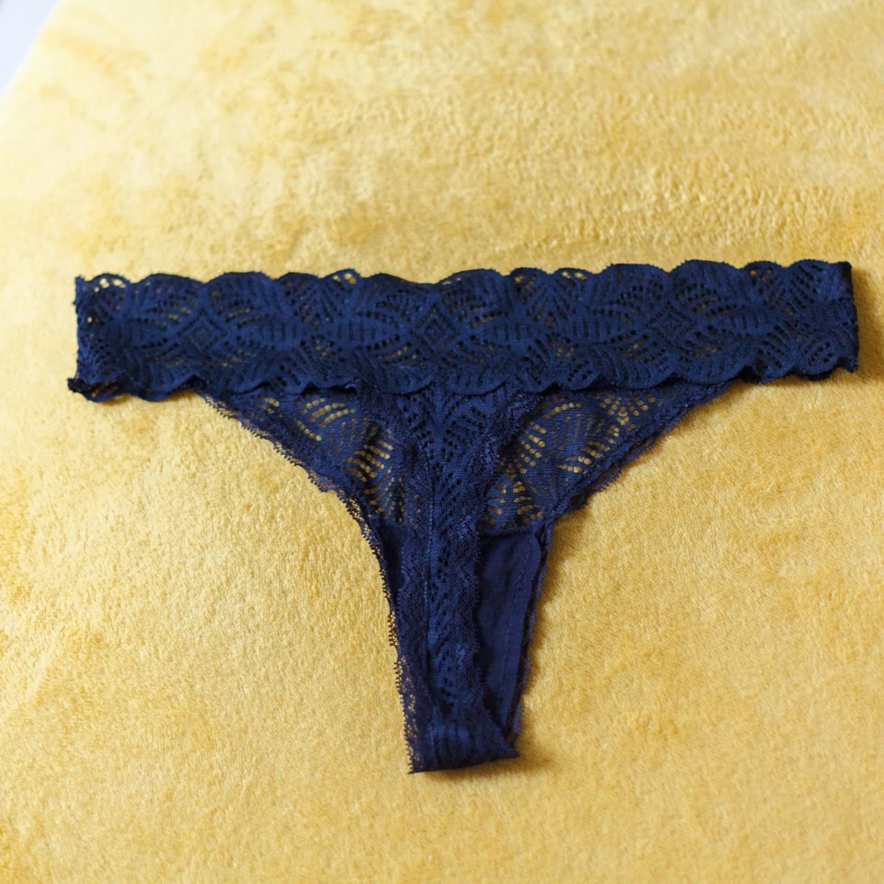 🔥 Glamour obscuro: Conjunto de lingerie push-up de renda preto 95B & XS – photo 8
